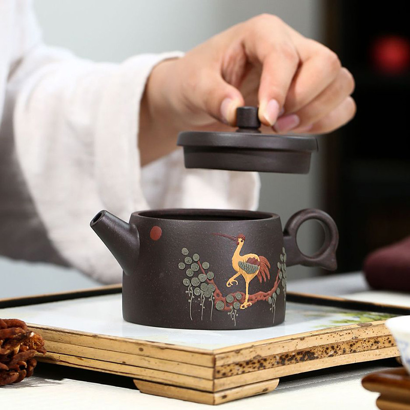 Tetera de arena de oro negro Y - Longevity Health & Wellness Hotel reseña y precio